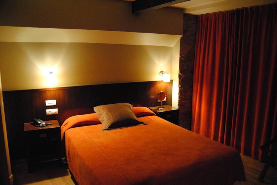 Hotel Alda Algalia Сантьяго-де-Компостела Экстерьер фото