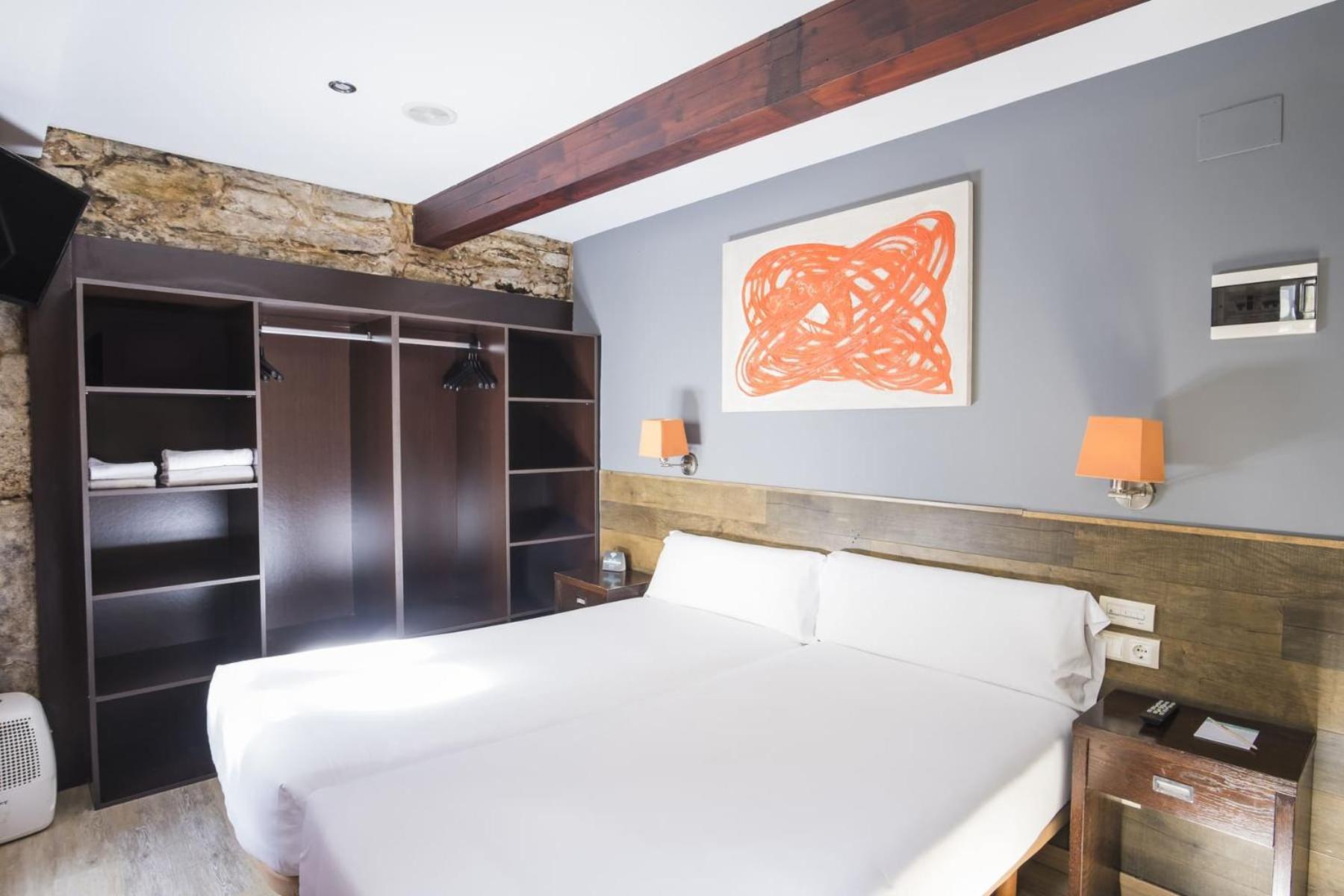Hotel Alda Algalia Сантьяго-де-Компостела Экстерьер фото